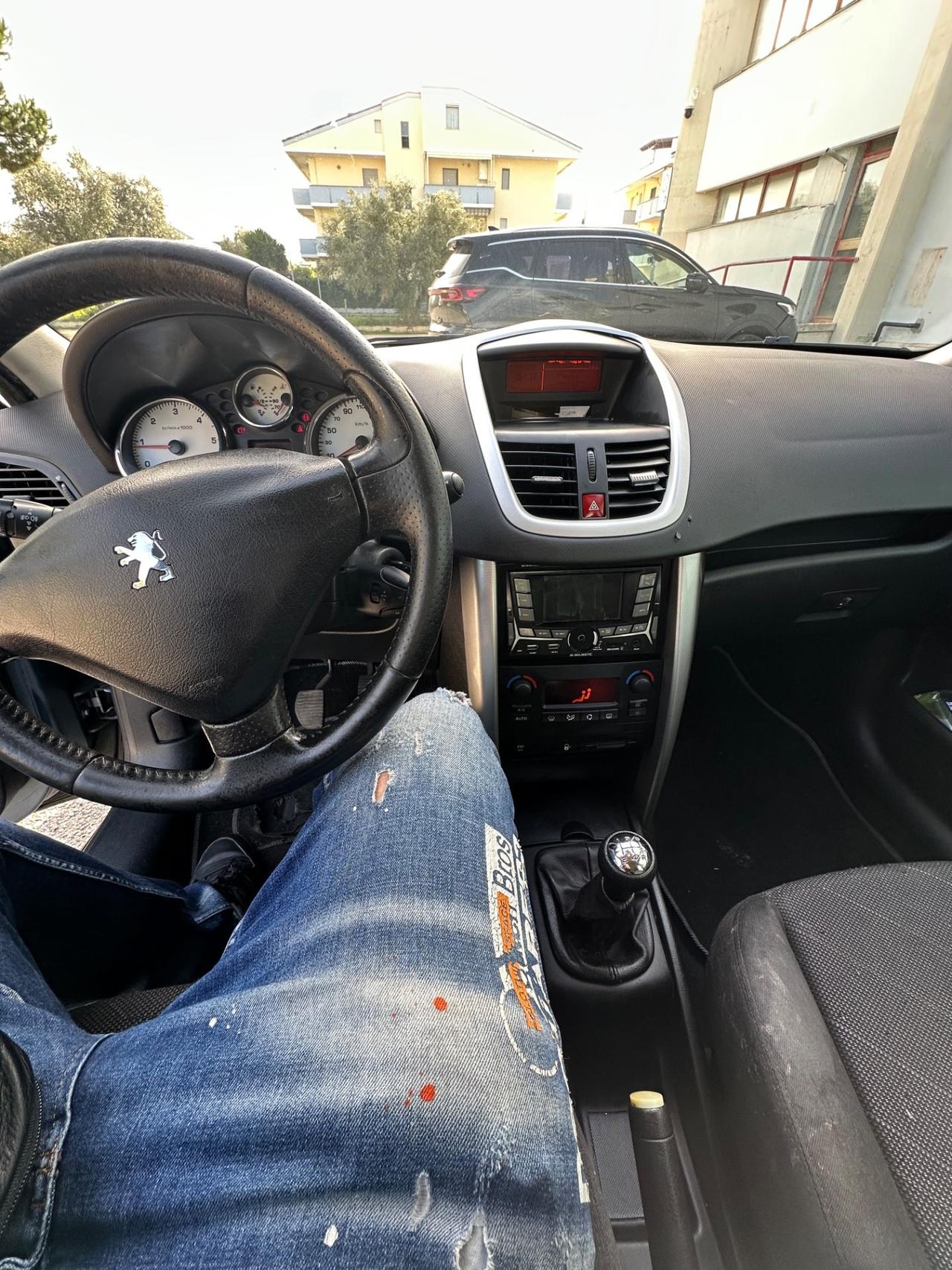 Peugeot 207 1.6 HDi 110CV 2006 (LEGGI DESCRIZIONE)