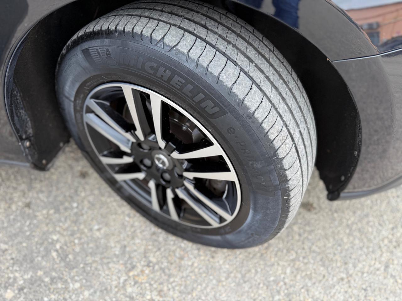 Volvo V40 Cross Country D2 Style Plus garanzia 2019