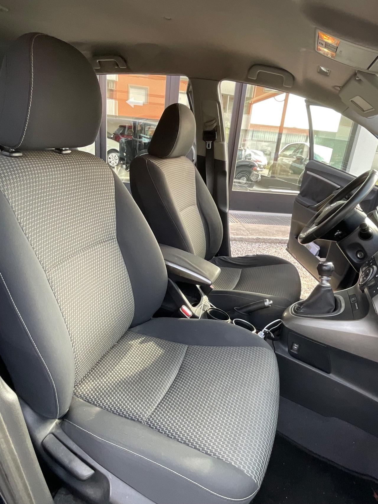 Toyota Verso 1.6 D-4D Style 7 posti