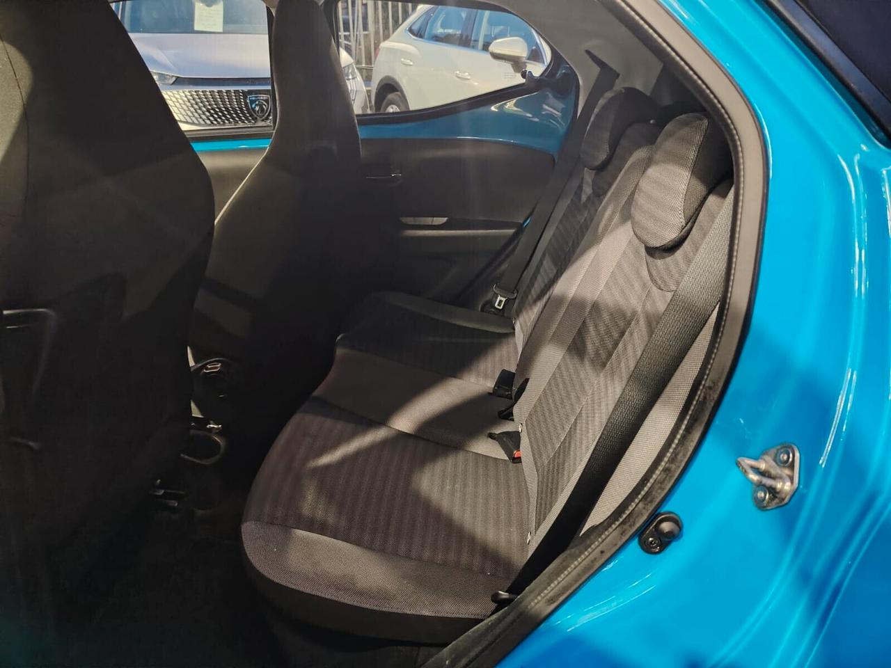Toyota Aygo Connect 1.0 VVT-i 72 CV 5 porte