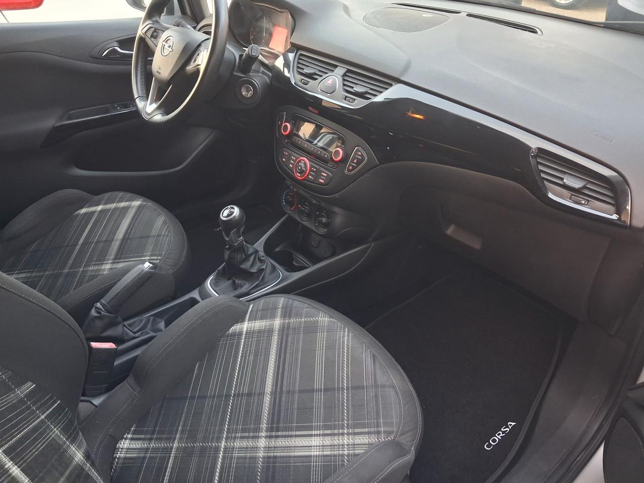Opel Corsa 1.4 90CV GPL CASAMADRE KM 109840