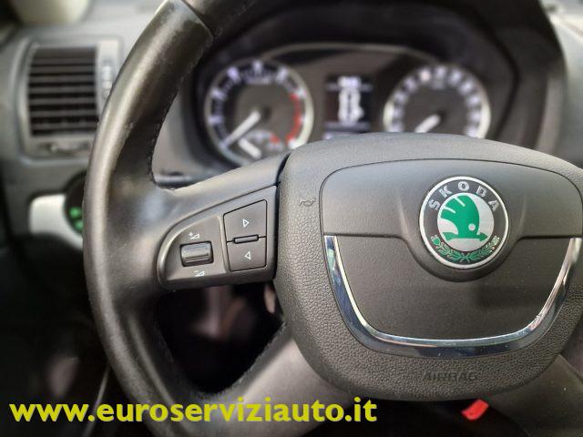 SKODA Octavia 1.8 TFSI 4x4 Wagon Scout