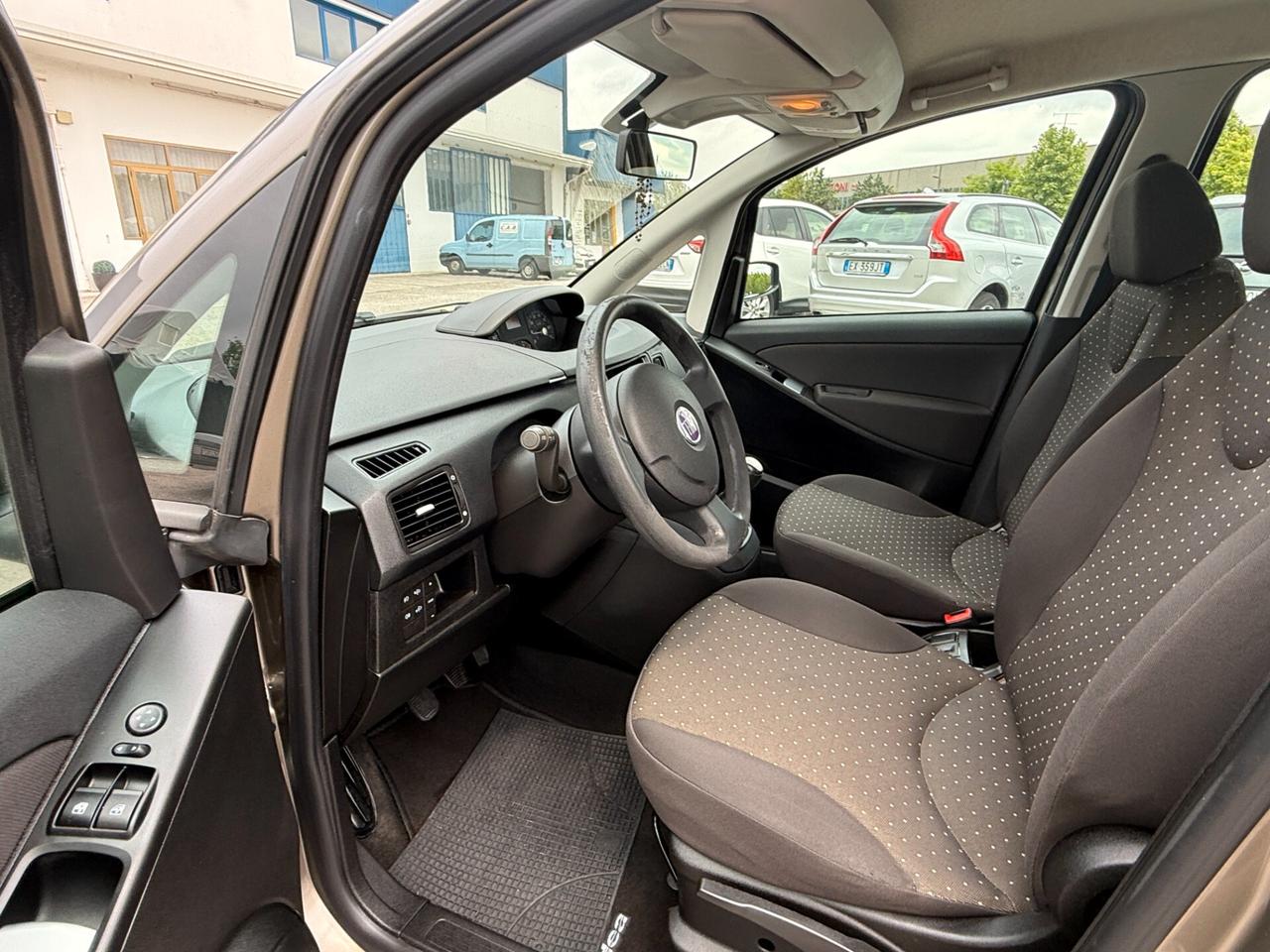 Fiat Idea 1.3 Multijet 16V 70 CV BlackStar