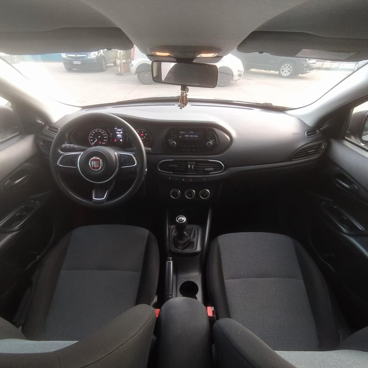 Fiat Tipo 1.0 4 porte