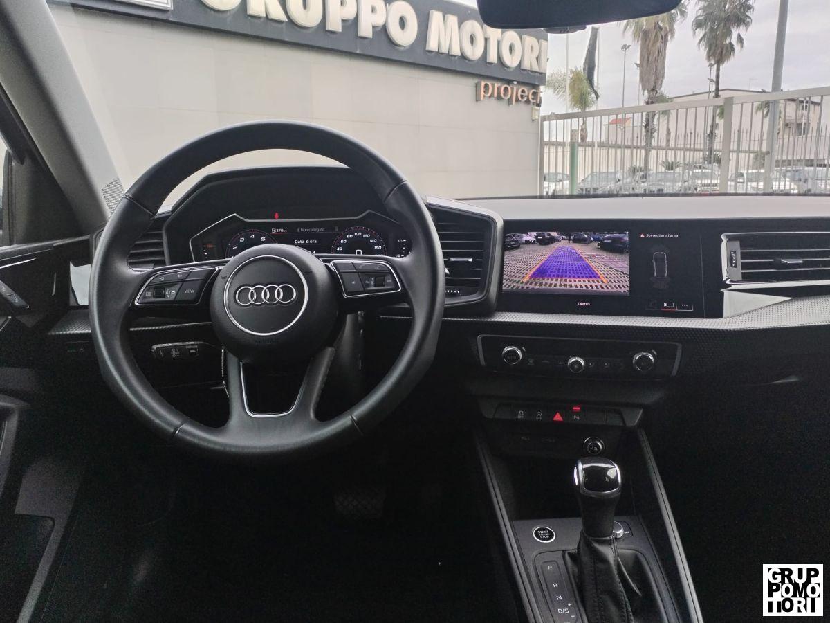 AUDI - A1 Sportback - A1 allstreet 30 TFSI S Tronic. Id. Contrast