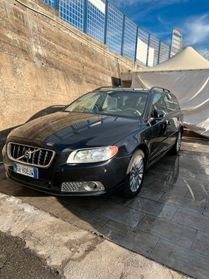 Volvo V70 D5 Geartronic R-design