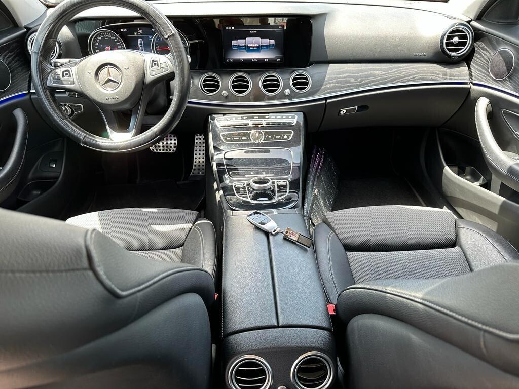 Mercedes-benz E 200 E 200 d Auto Sport