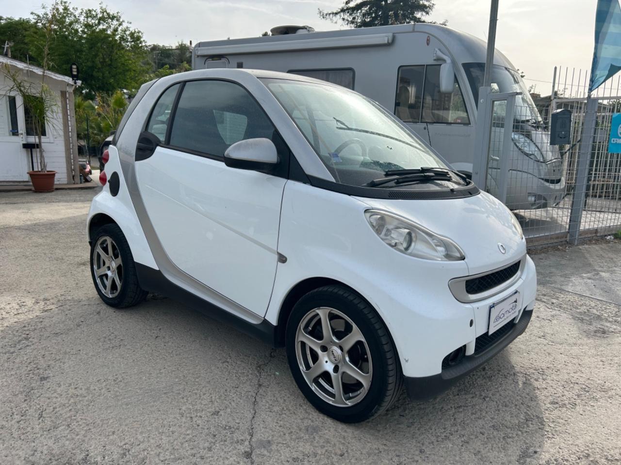 Smart ForTwo 1000 52 kW coupé passion