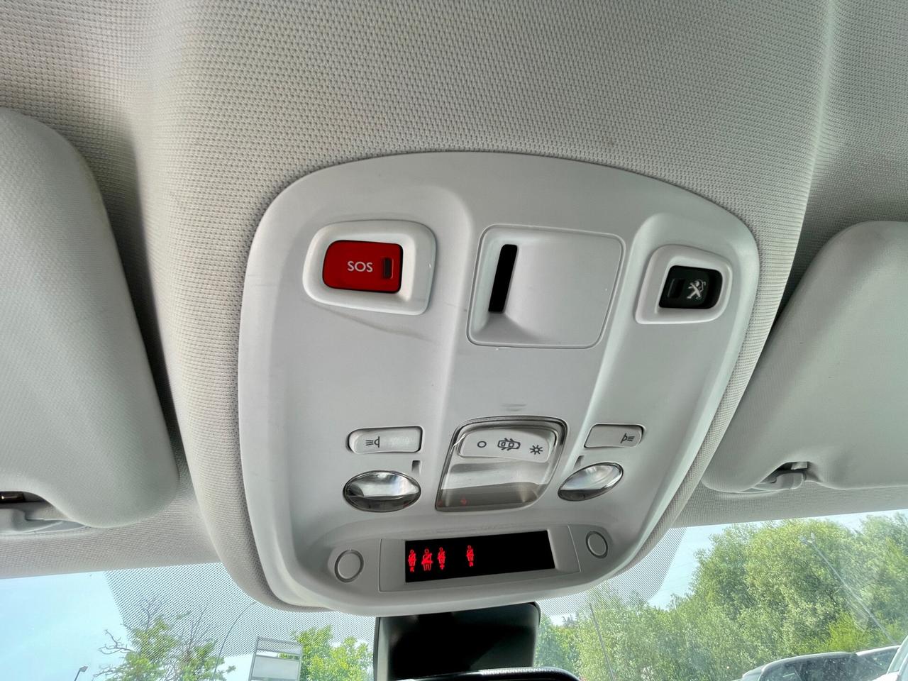 Peugeot 308 1.6 HDI 120CV 6M 12-2016