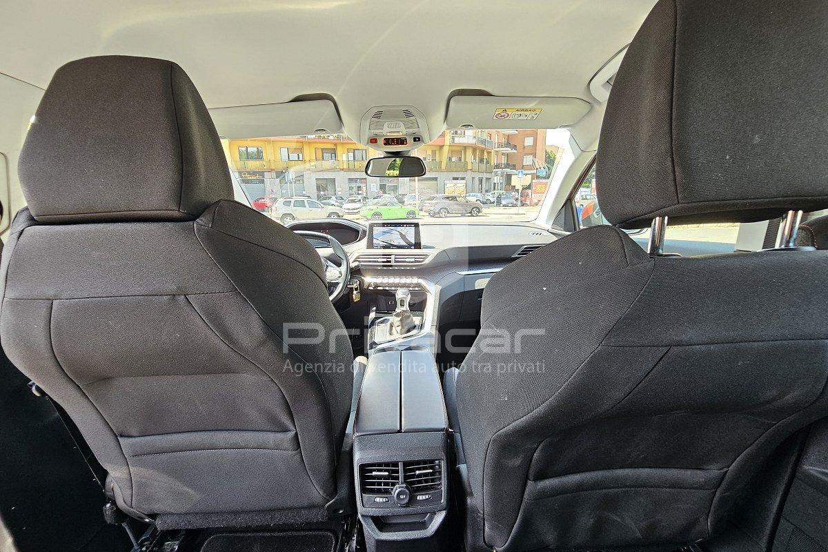 PEUGEOT 3008 BlueHDi 130 S&S Business