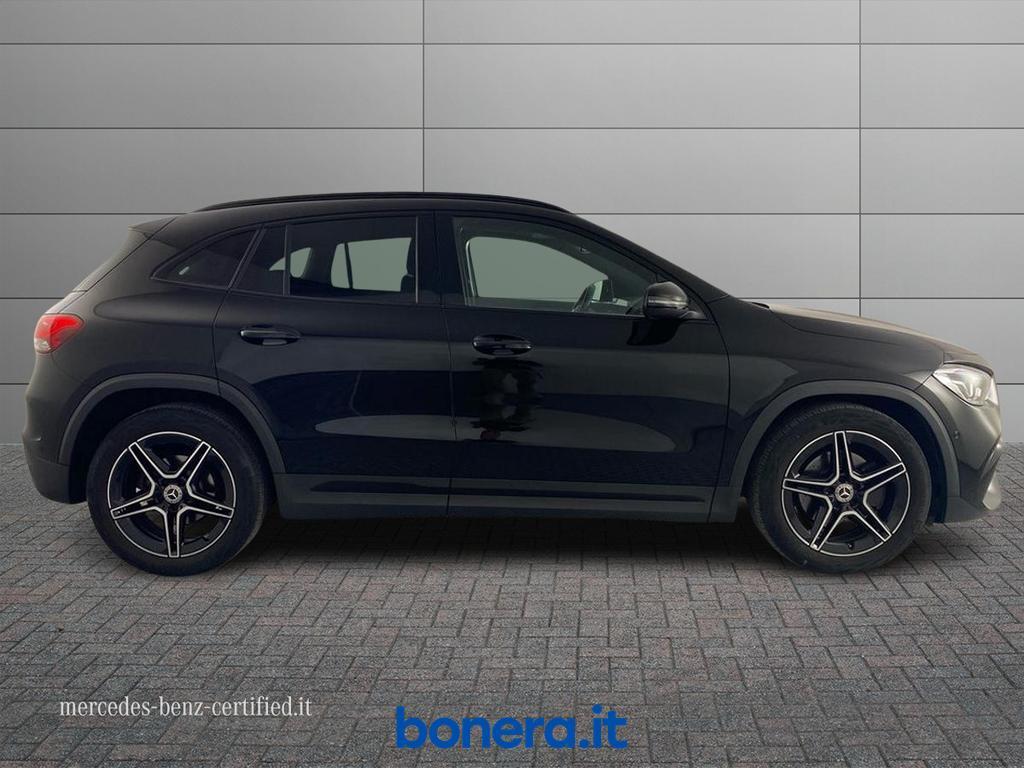 Mercedes GLA 200 200 D Premium 8G-DCT