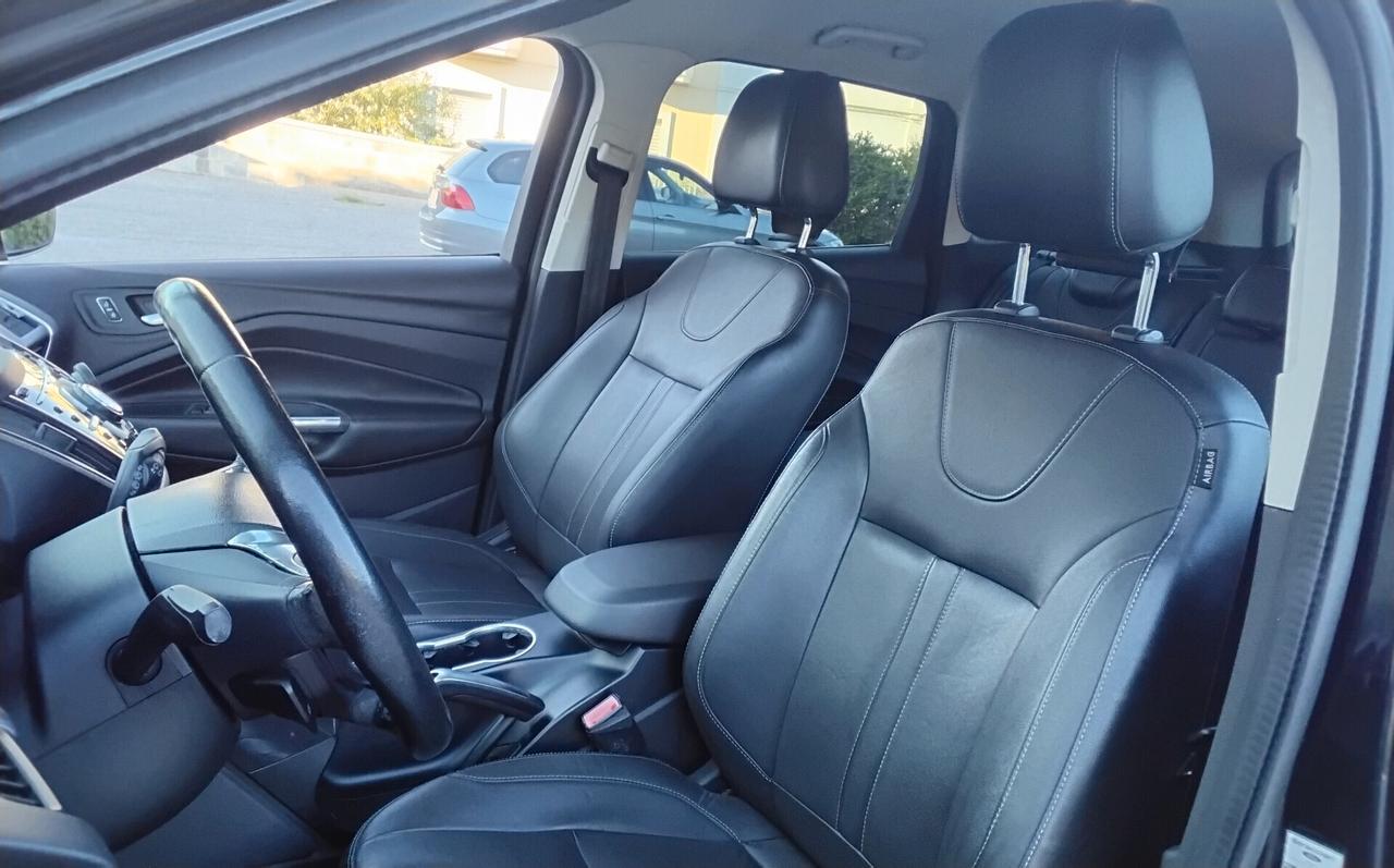 Ford Kuga 2.0 TDCI 163 CV 4WD Powershift Titanium