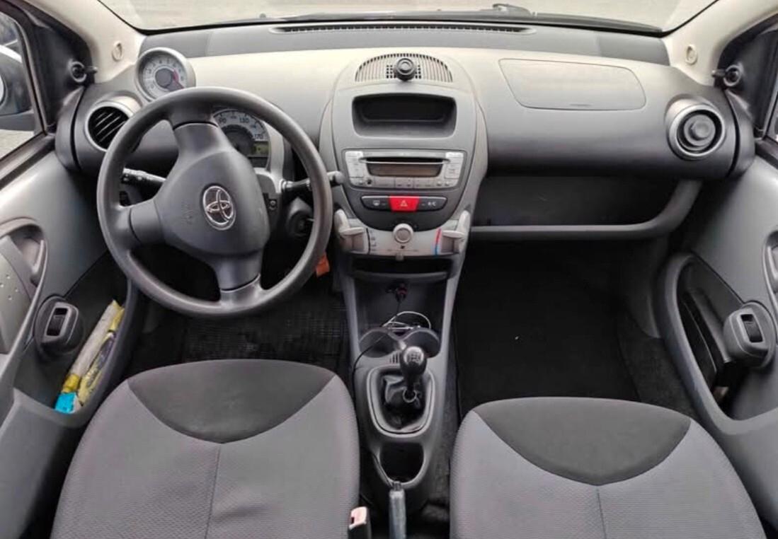 Toyota Aygo 1.0 ok neopatentati 5 porte