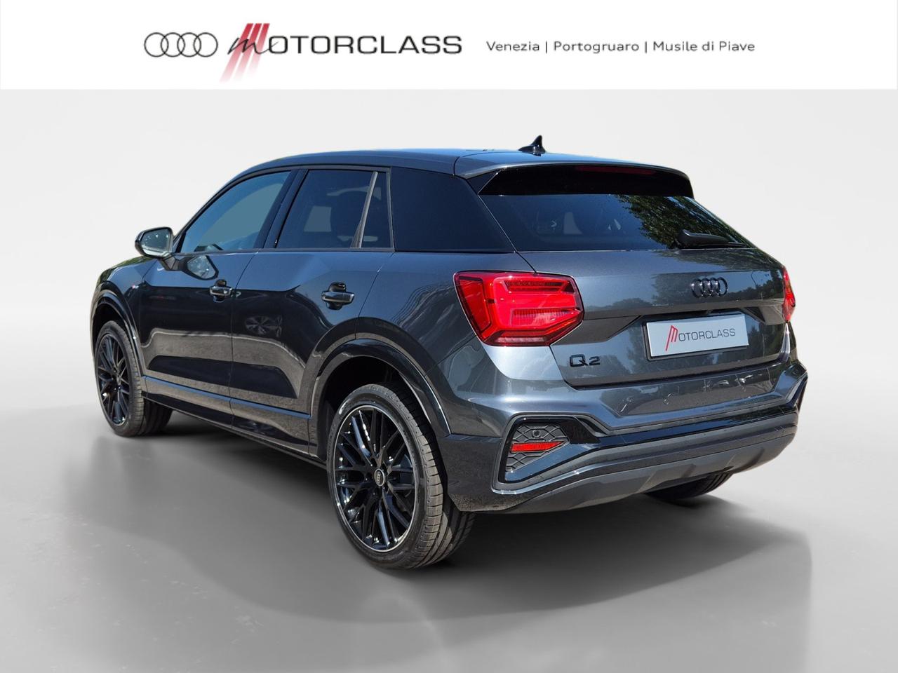 Audi Q2 35 2.0 tdi identity black s tronic