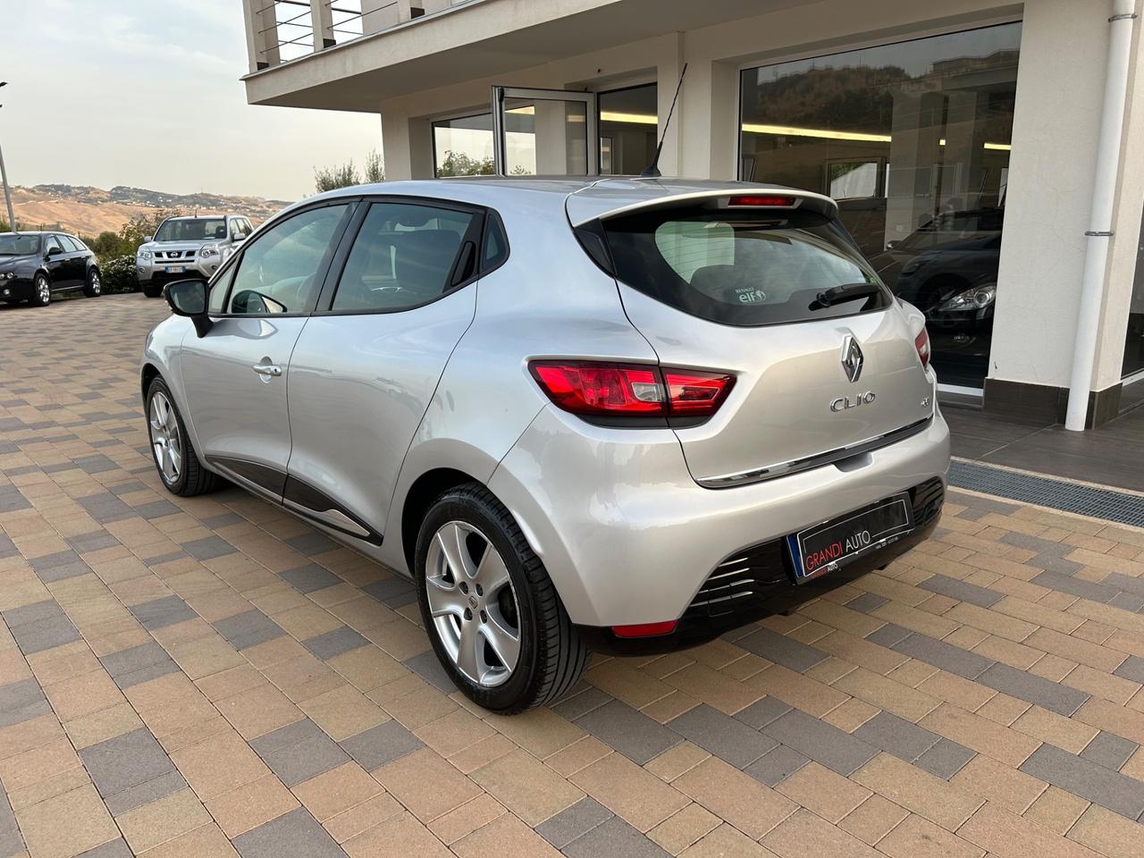Renault Clio 1.5 dCi 8V 75CV 5 porte Costume National