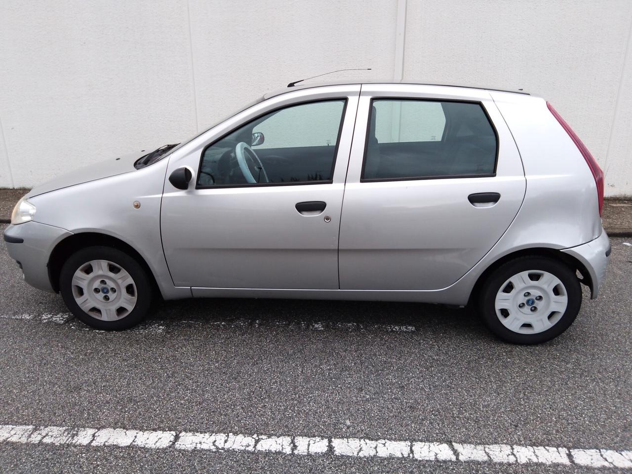 Fiat Punto OK NEOPATENTATI
