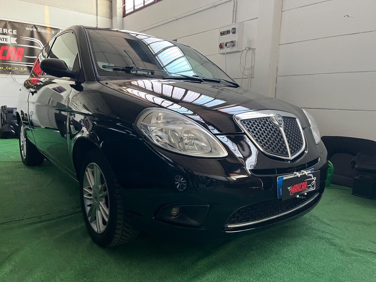 Lancia Ypsilon 1.4 Modamilano