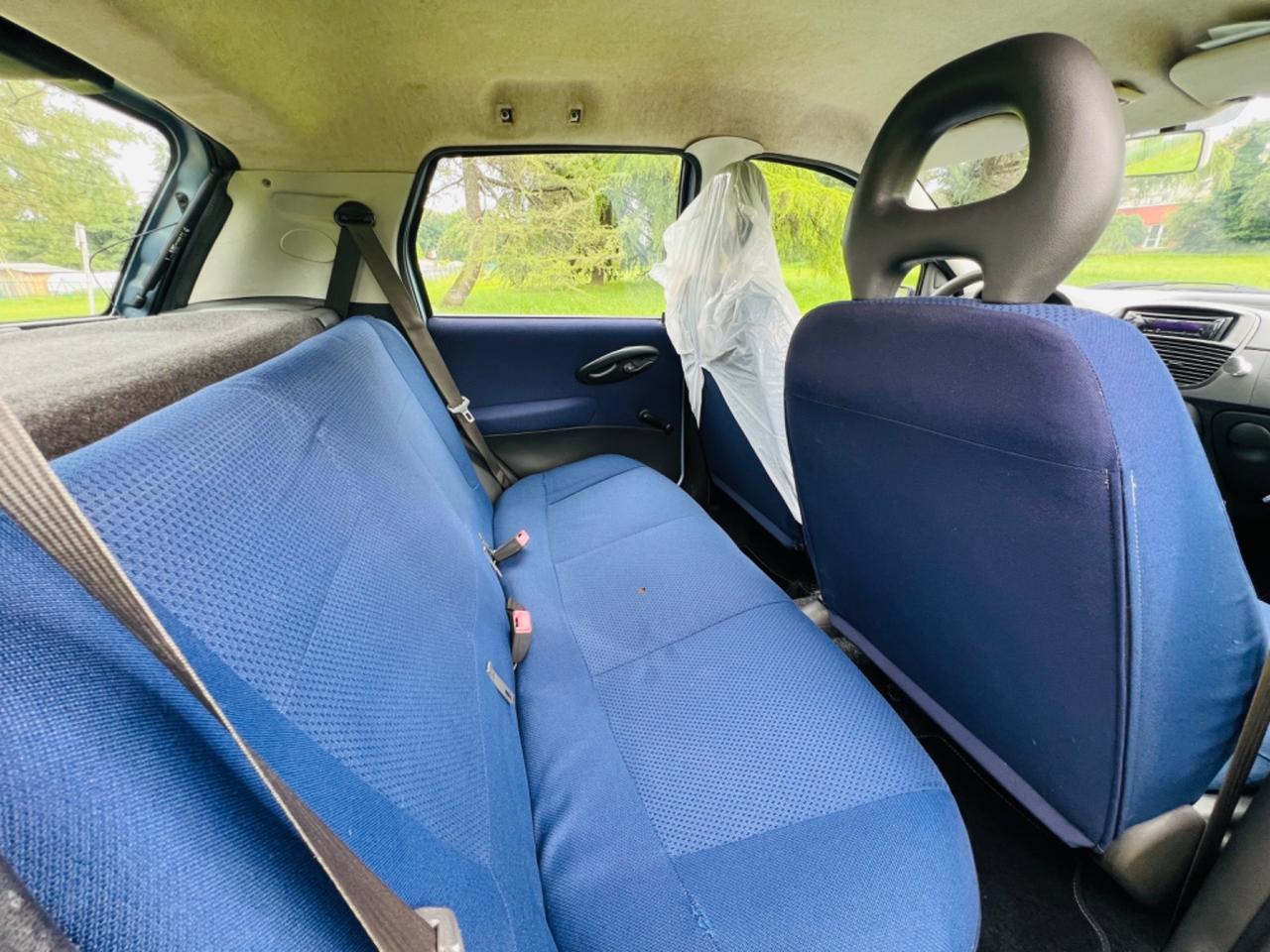 Fiat Punto 1.2 CON 12 MESI DI GARANZIA