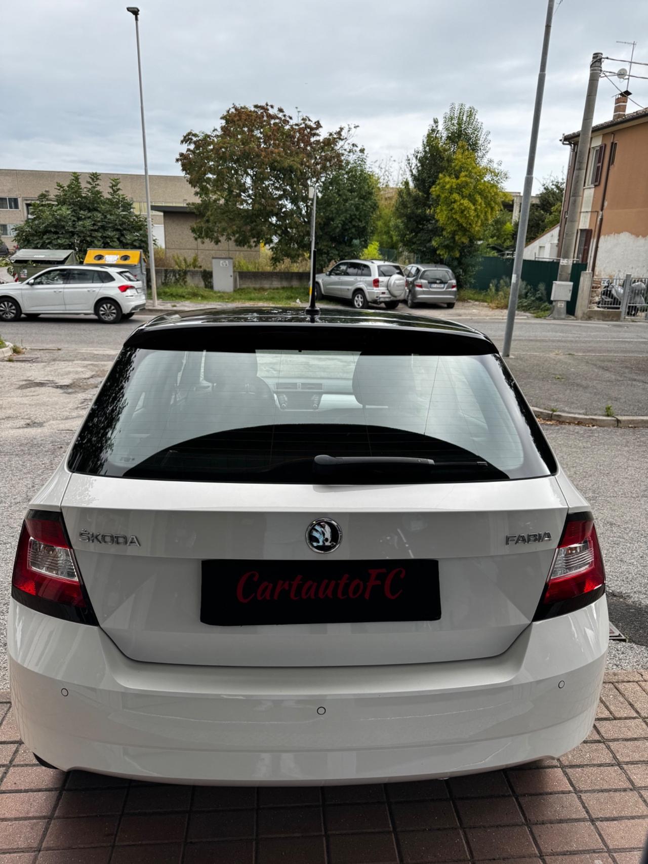 Skoda Fabia 1.4 TDI 75 CV Twin Color Design Edition Nero