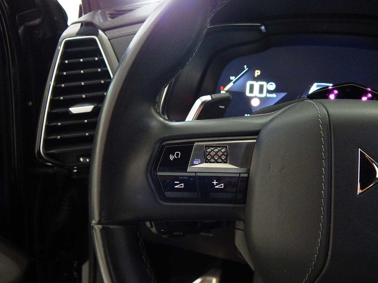 Ds DS 7 DS Automobiles DS 7 Crossback 1.5 bluehdi Grand Chic "RIVOLI" 130cv Aut. TETTO