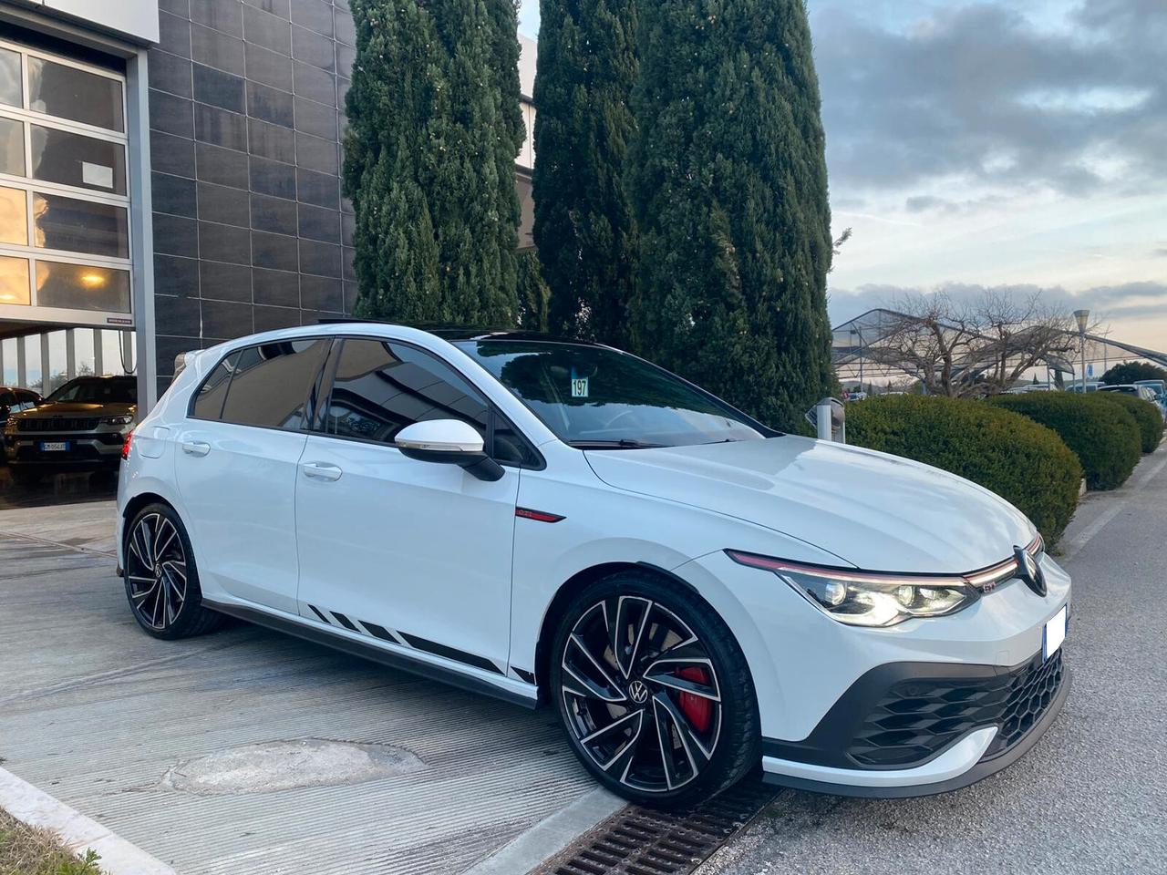 Volkswagen Golf GTI 2.0 TSI DSG Clubsport 45