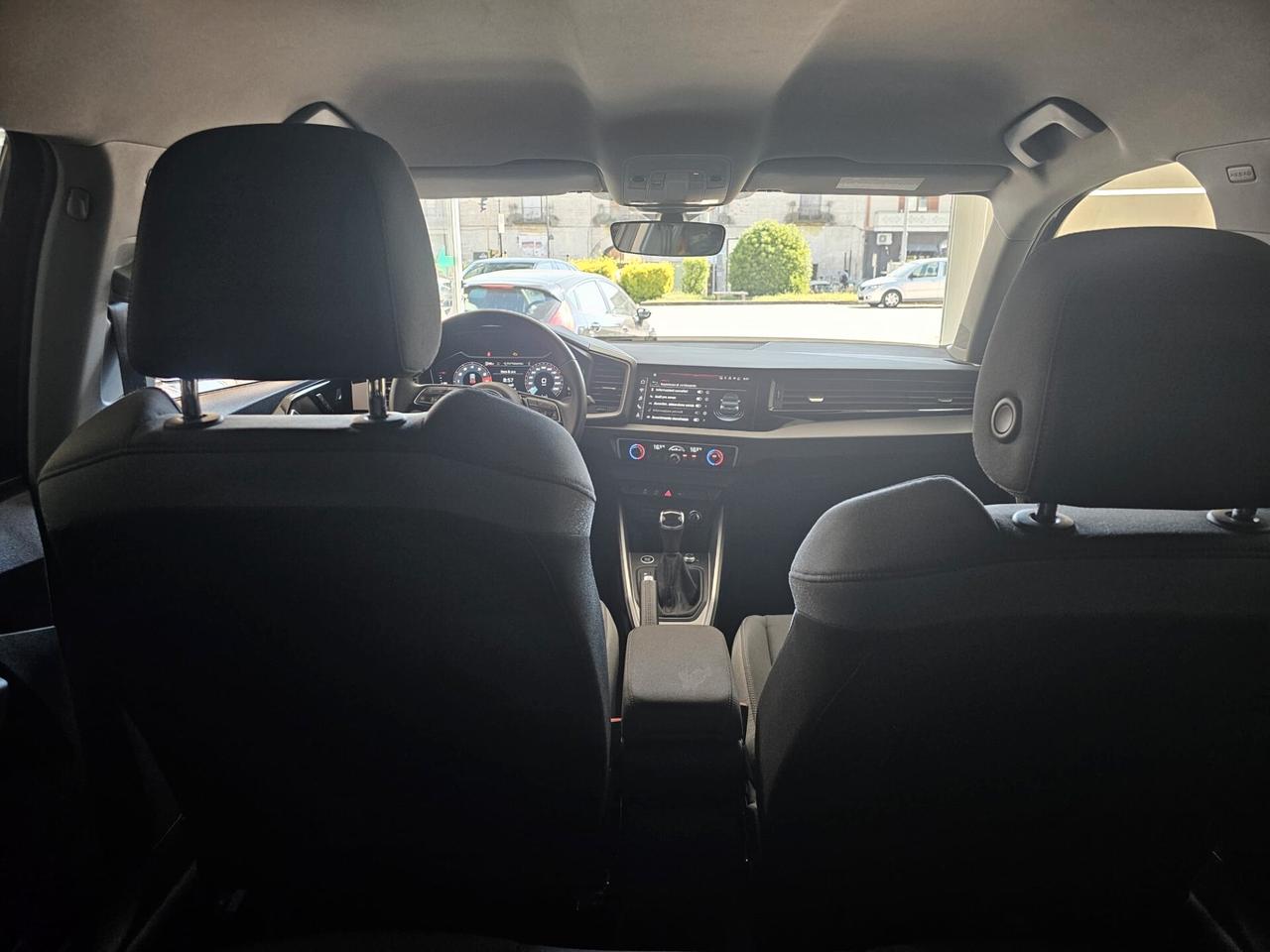 NUOVA AUDI A1 SPORTBACK S-LINE BLACK LINE 30 TFSI 116CV S-TRONIC - PACK LUCI.