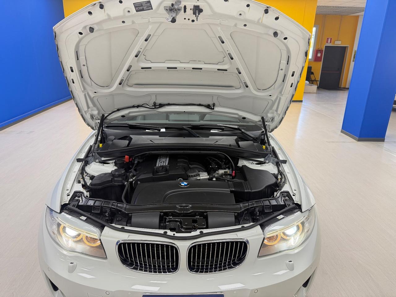 Bmw 120i 170CV*CABRIO*MANUALE*BOOK SERVICE*PARI AL NUOVO*1 PROPRIETARIO*