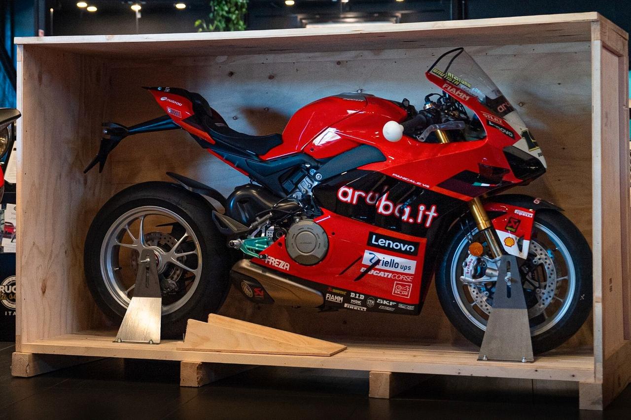 Ducati Panigale V4 BAUTISTA superbike