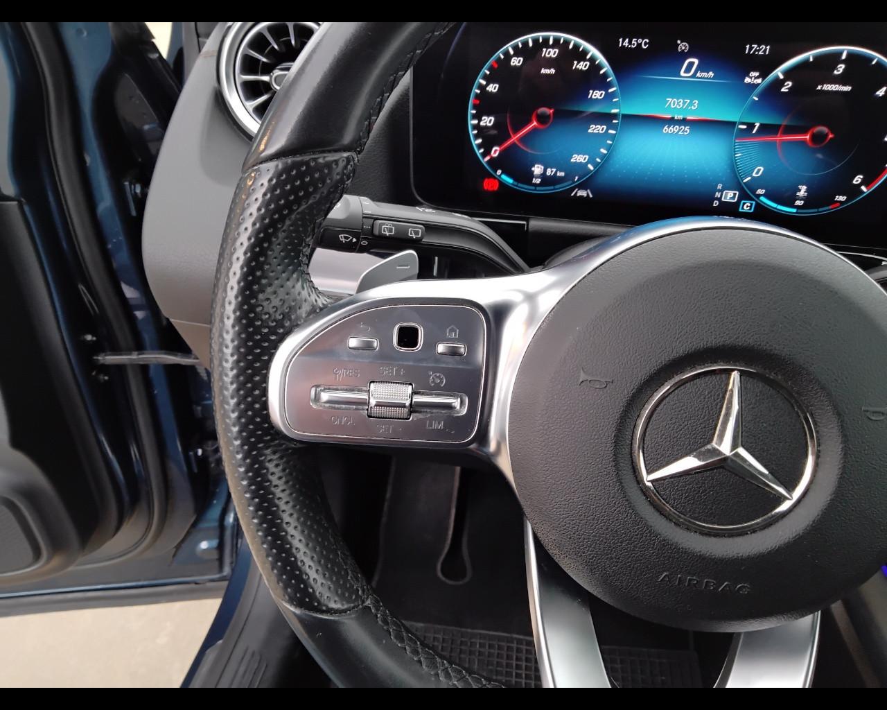 Mercedes-Benz GLA-H247 2020 - GLA 200 d Premium auto