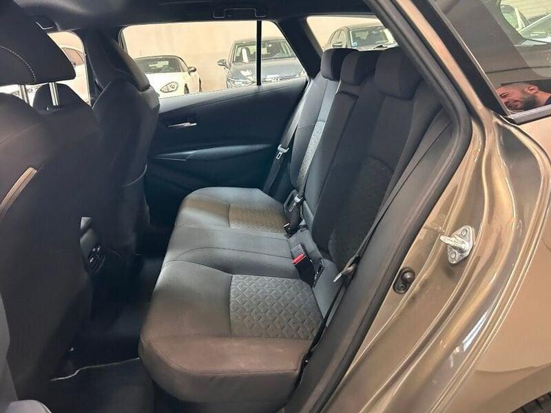 Toyota Corolla Touring Sports 2.0 Hybrid Business