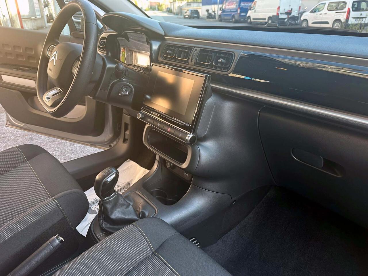 Citroen C3 PureTech 83 S&S Plus solo 18.000 km