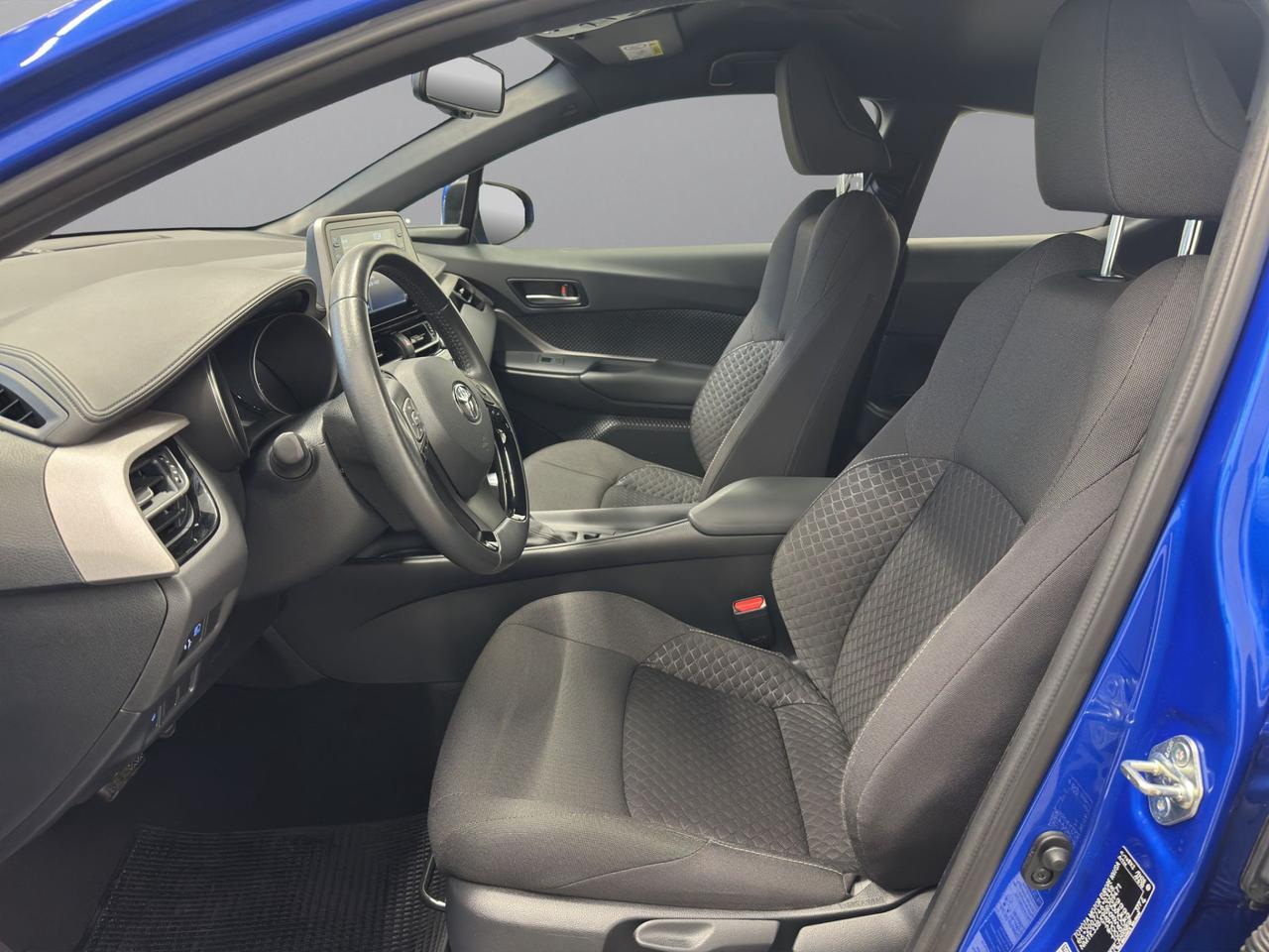 Toyota C-HR 1.8h Active e-cvt