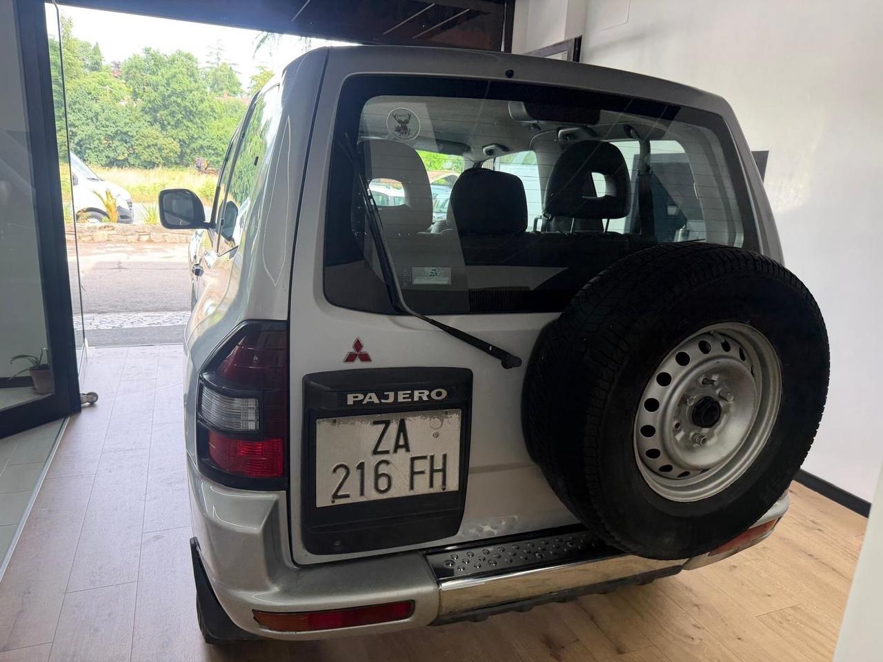 Mitsubishi Pajero 3.2 16V DI-D 3p. GLX