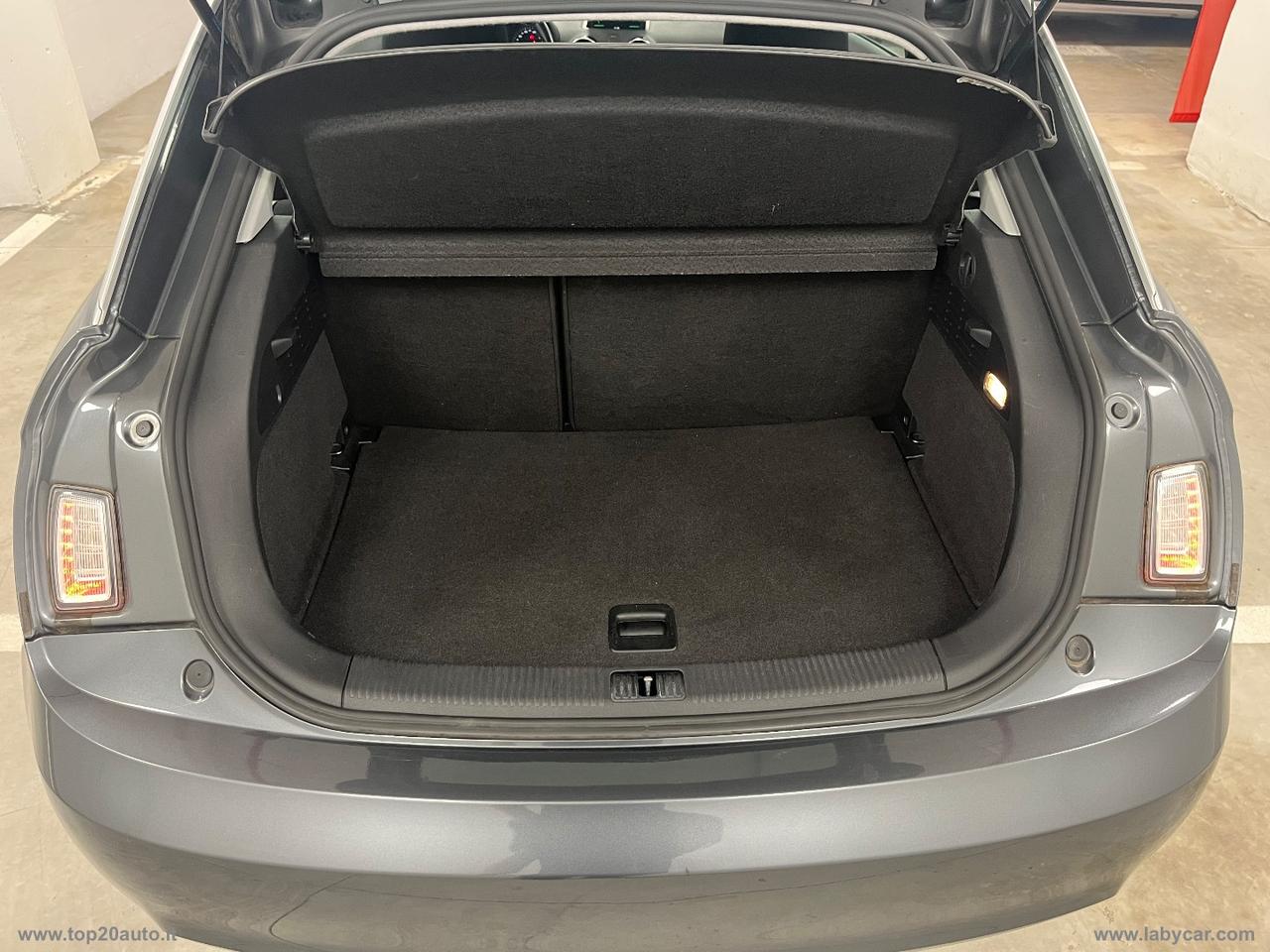 AUDI A1 1.6 TDI 105 CV Attraction