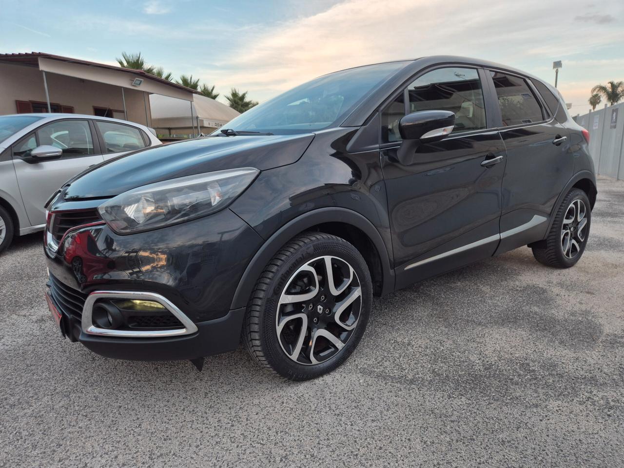 Renault CAPTUR 1.5 dCi 90 CV NUOVA FULL 2014
