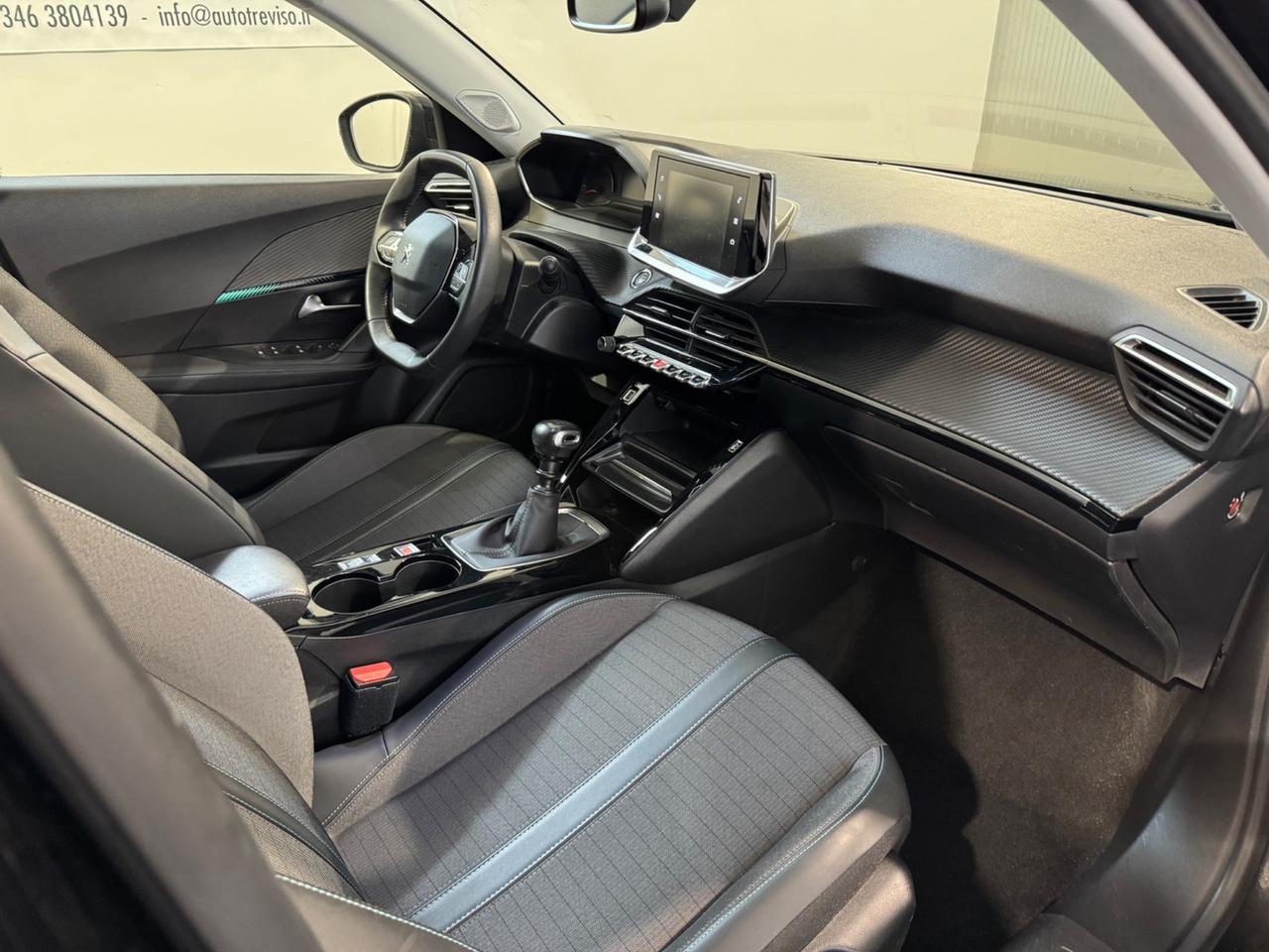 Peugeot 2008 BlueHDi 130 S&S EAT8 Allure