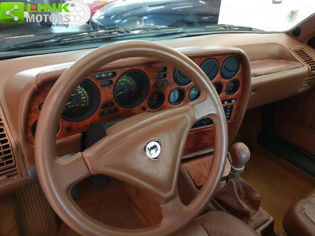 LANCIA Thema 8.32 ferrari 32v 215cv