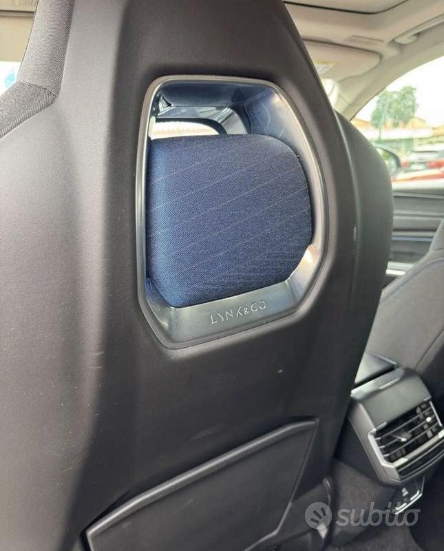 Lynk & Co 01 01 1.5 td phev auto