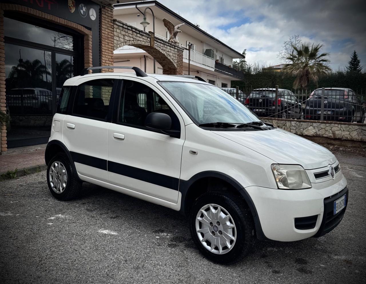 Fiat Panda 1.3 MJT 16V DPF 4x4 Climbing