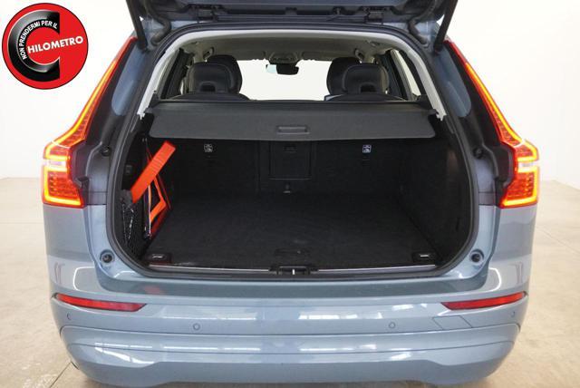 VOLVO XC60 B4 (d) automatico Momentum