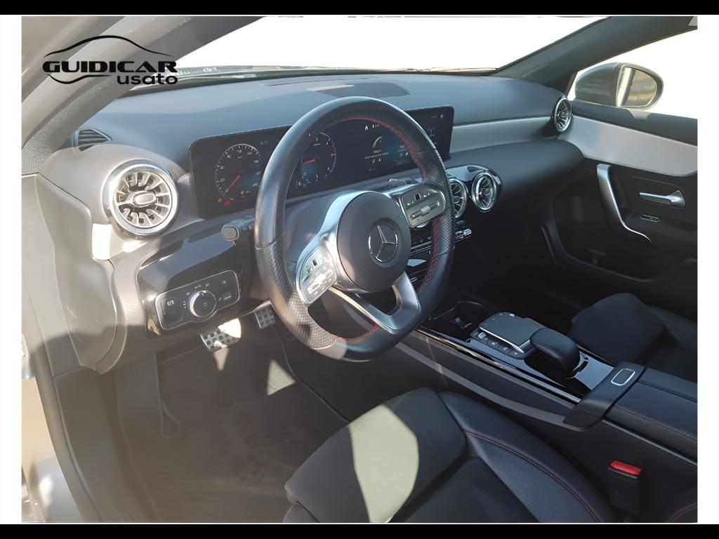 Mercedes-Benz Classe A - W177 2018 - A 200 d Premium auto