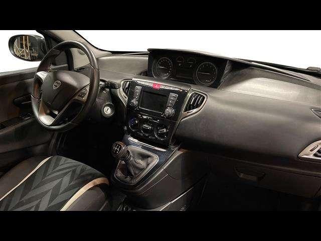 Lancia Ypsilon 5 Porte 1.2 69cv Platinum