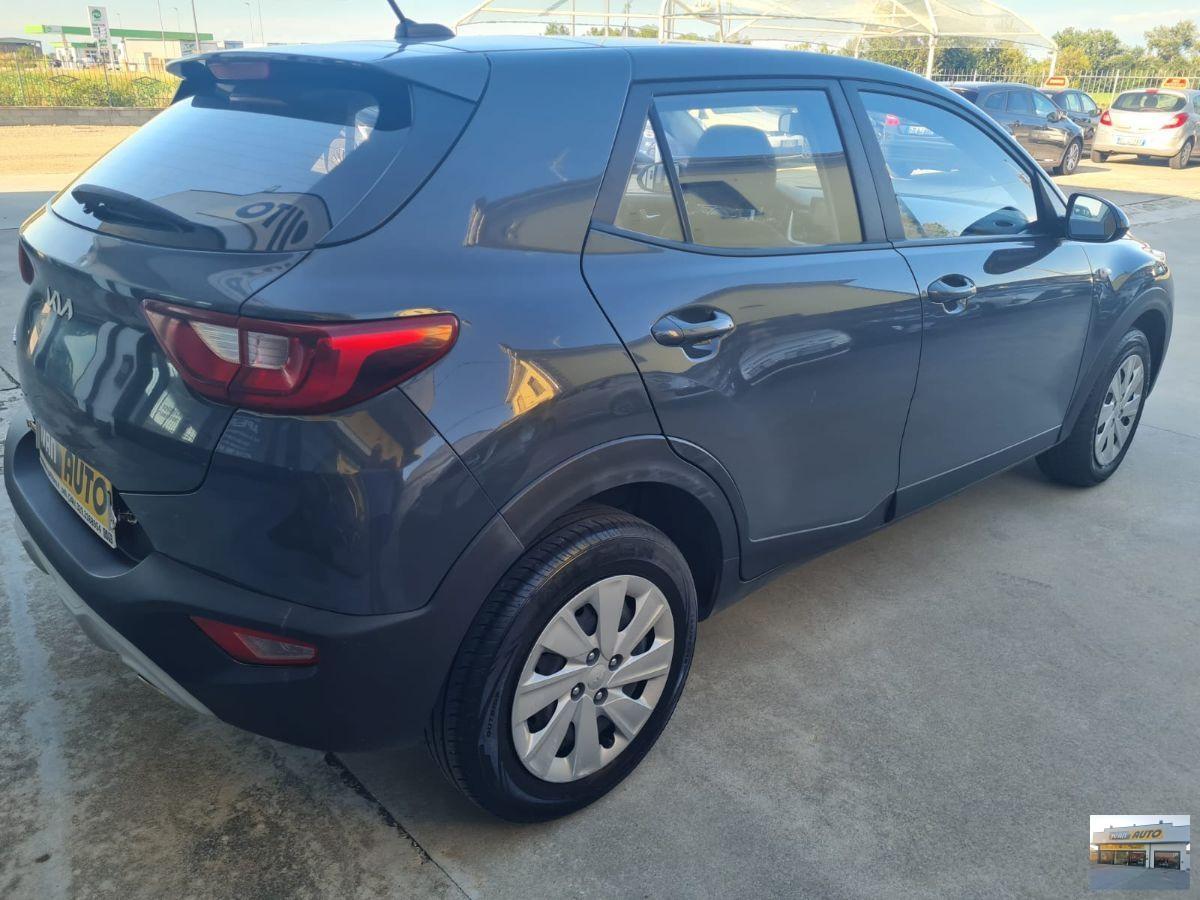 KIA Stonic 1.2 Benzina-Neopatentati-Anno 2022