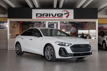 Audi A5 Berlina 2.0 tfsi S line edition 204cv s-tronic