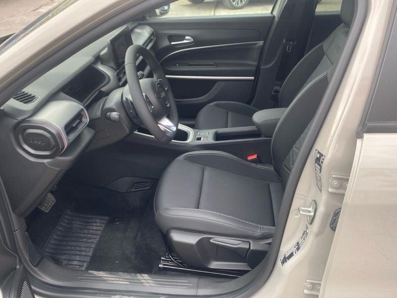 Jeep Avenger e-Hybrid 1.2 MHEV e-Hybrid Turbo Summit