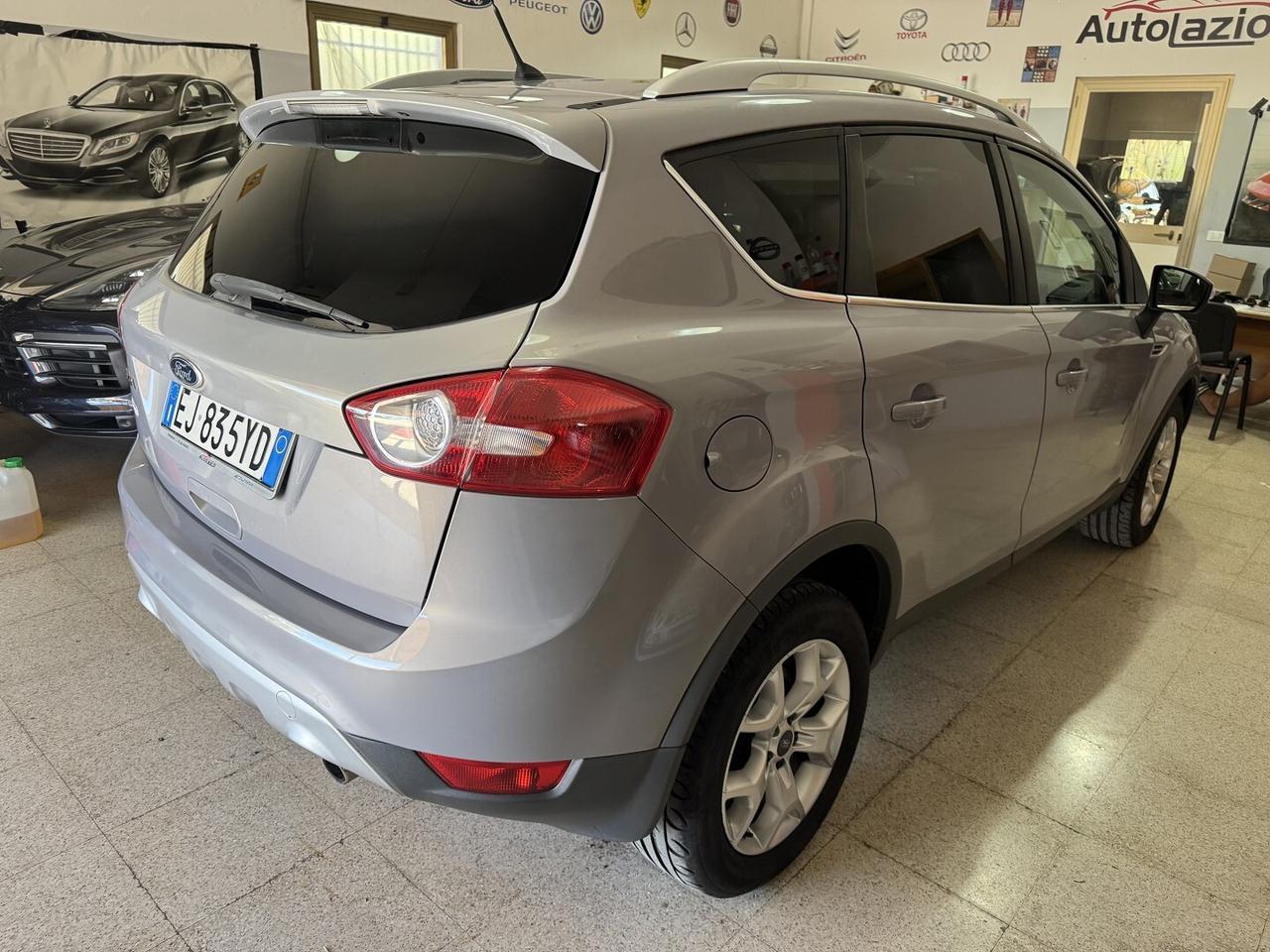 FORD KUGA 2.0 TDCi Titanium