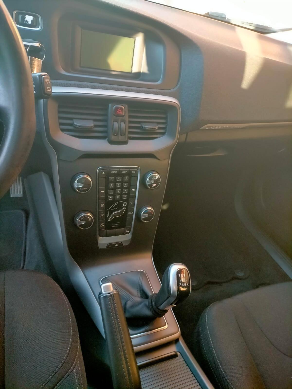 Volvo V40 Cross Country D2 Style Plus