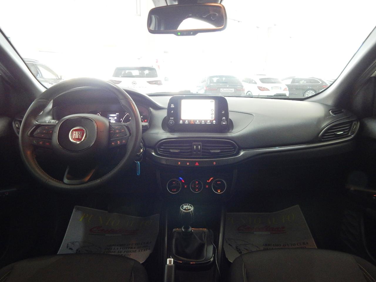 Fiat Tipo 1.6 mjt S-Design S&S 5 P. CARPLAY-PARK-RADAR-KAMERA