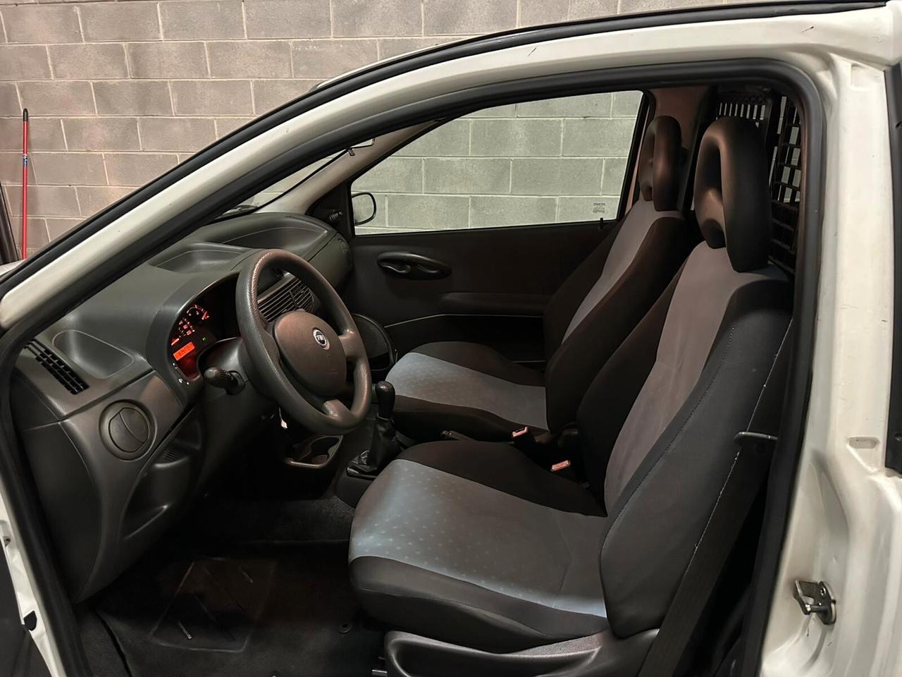 Fiat Punto 1.3 MJT 16V 3p. 2p.ti Van