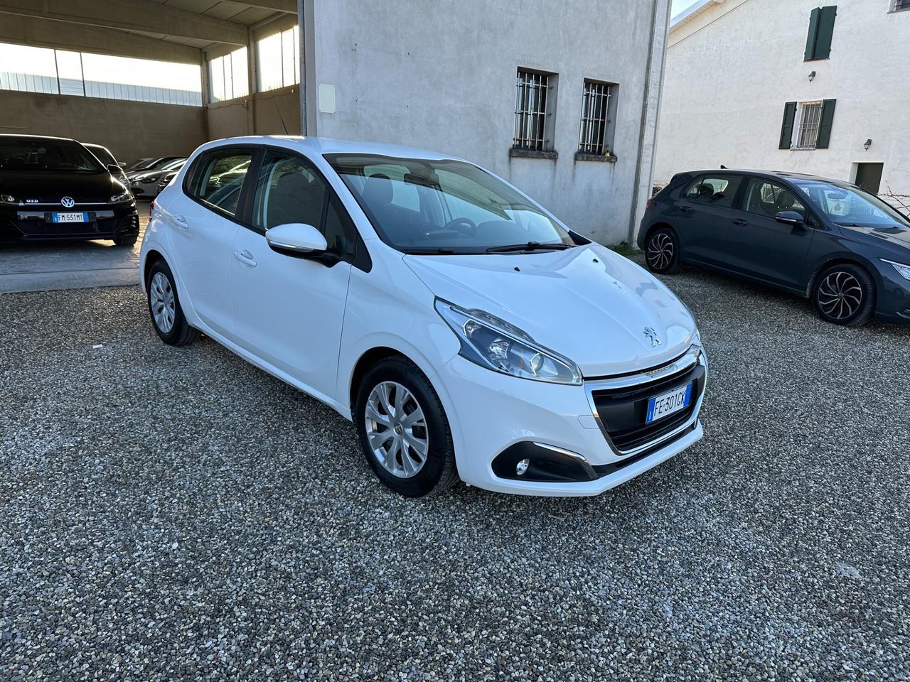 Peugeot 208 PureTech 82 5 porte Allure